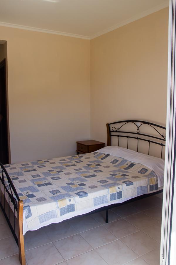 Ferienwohnung Filoxenia Yénion Exterior foto